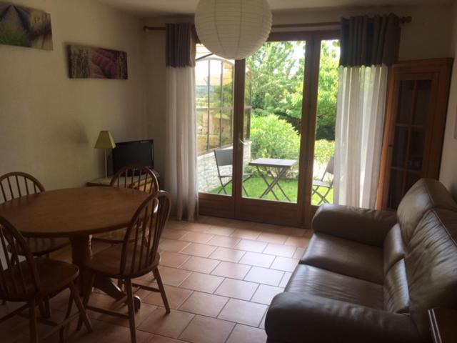 Gite L'Annexe Villelaure Buitenkant foto