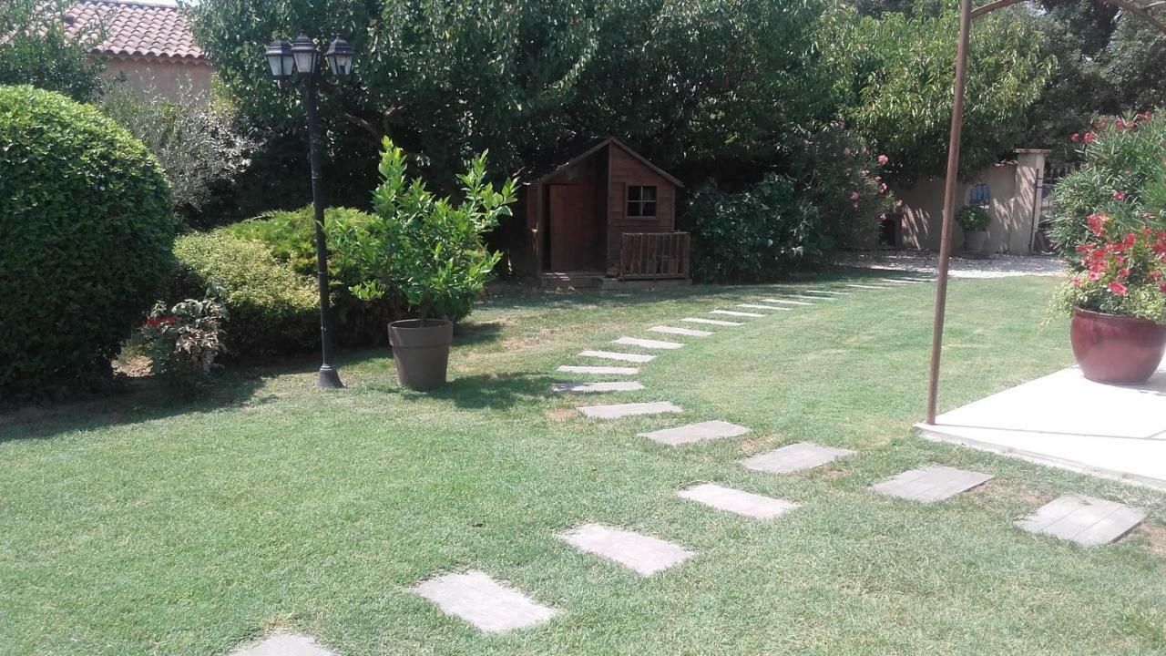 Gite L'Annexe Villelaure Buitenkant foto
